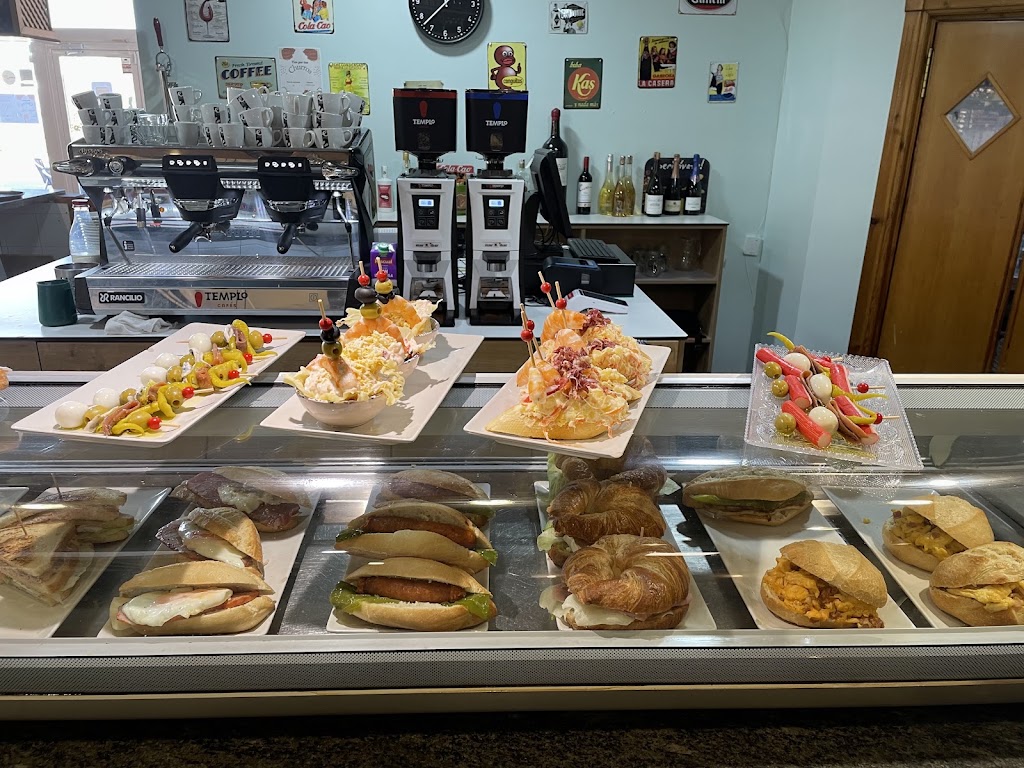 La Esquina Gloriosa — Comida y bebida