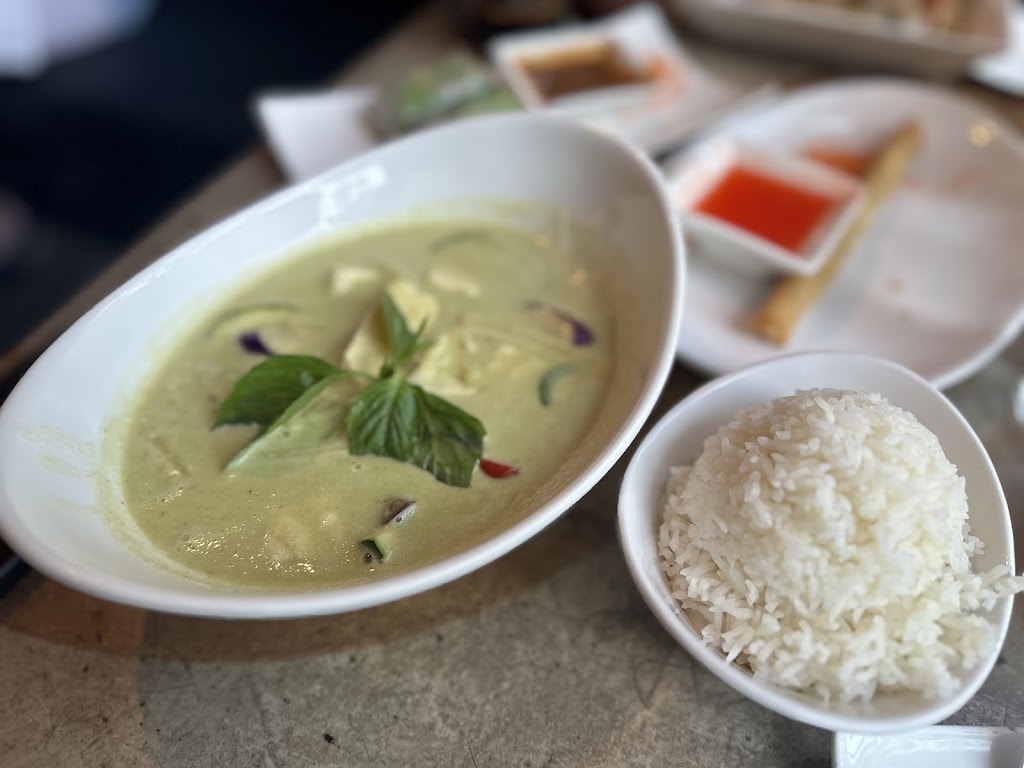 T.H.A.I. In Shirlington Restaurant
