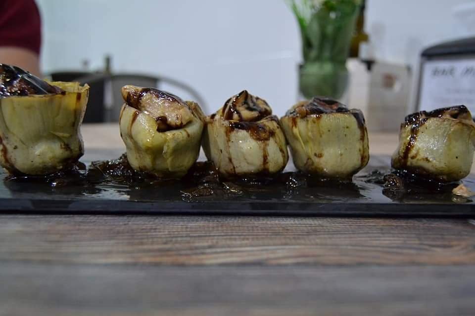 Cafeteria Bar Miami — Comida y bebida