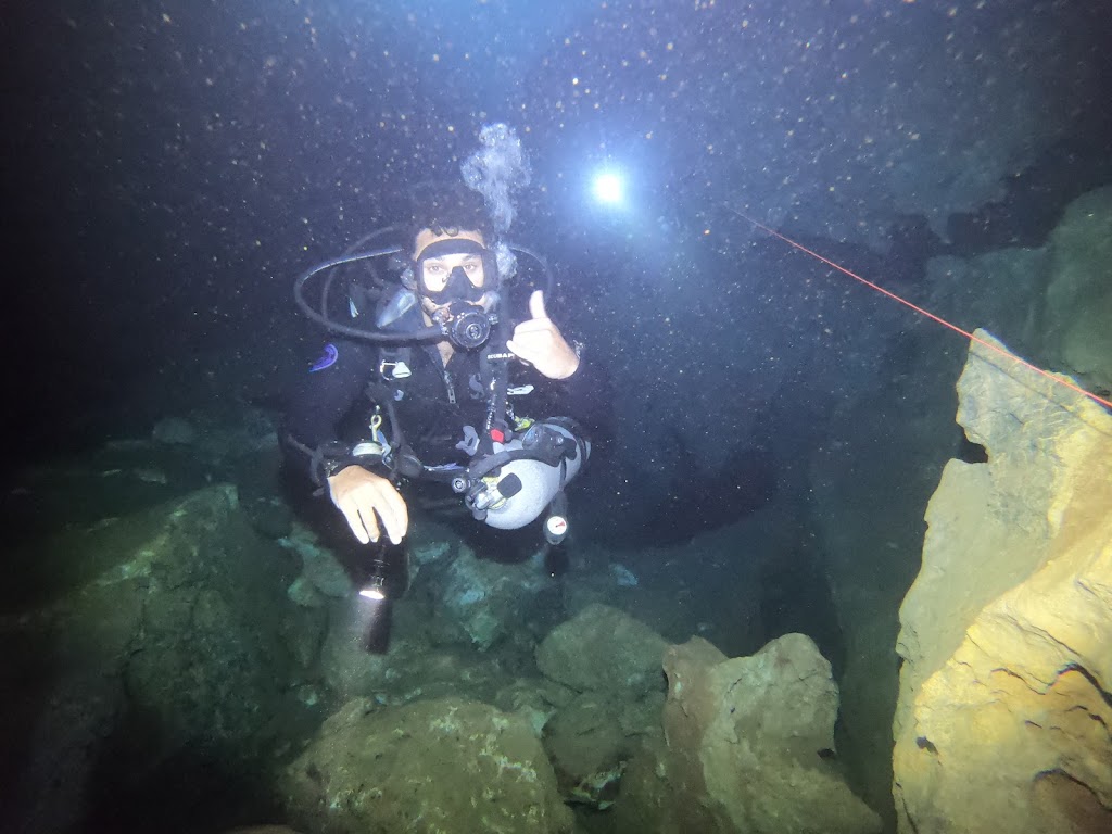 Into the Blue Diving