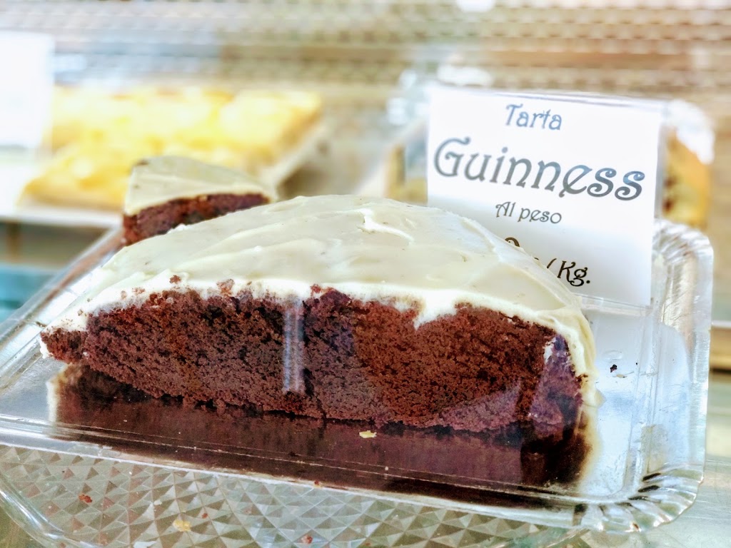Tentaciones Cafe — Comida y bebida