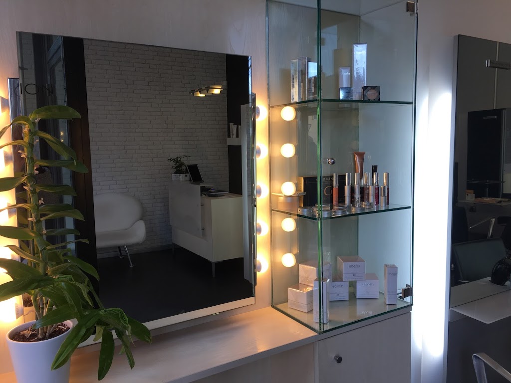Salon Zass