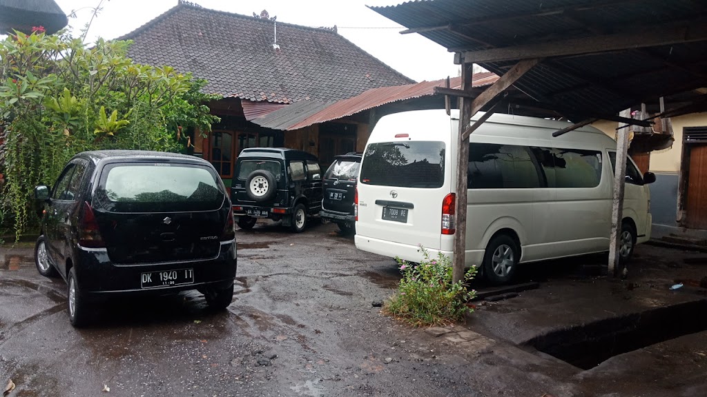 BENGKEL MOBIL PAK TUT