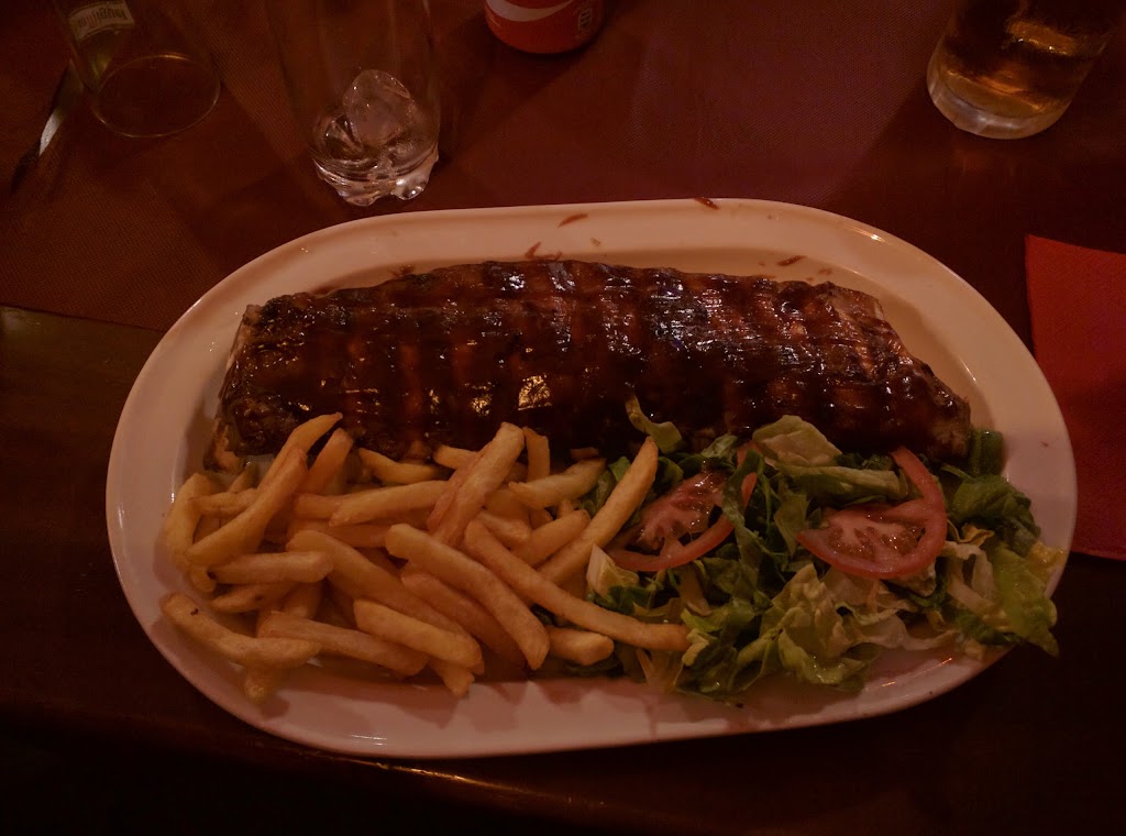 Bar Javi Oscar — Comida y bebida