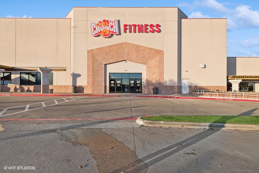  Crunch Fitness - East Plano