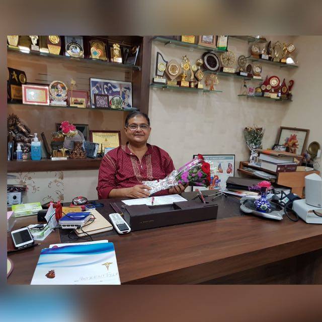 Professor Dr RAJEEV GUPTA – photo