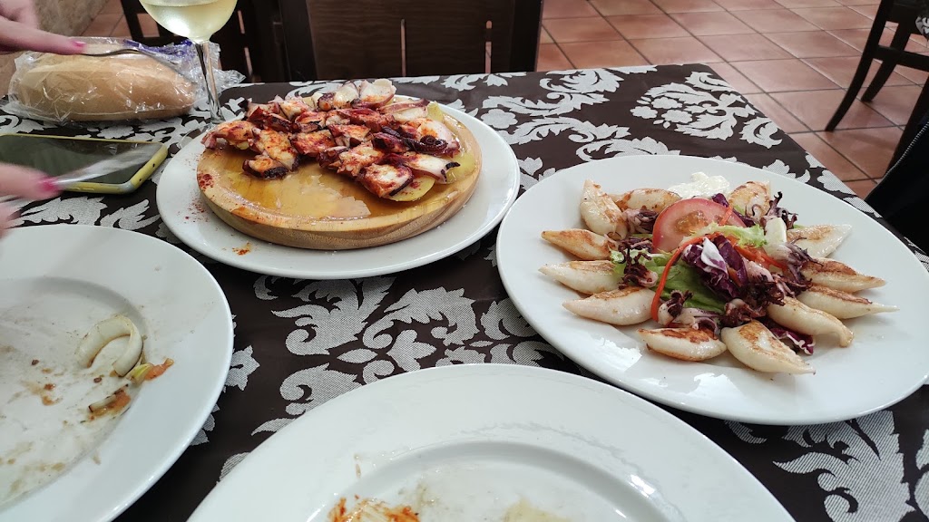 Bar Meson Beni — Comida y bebida