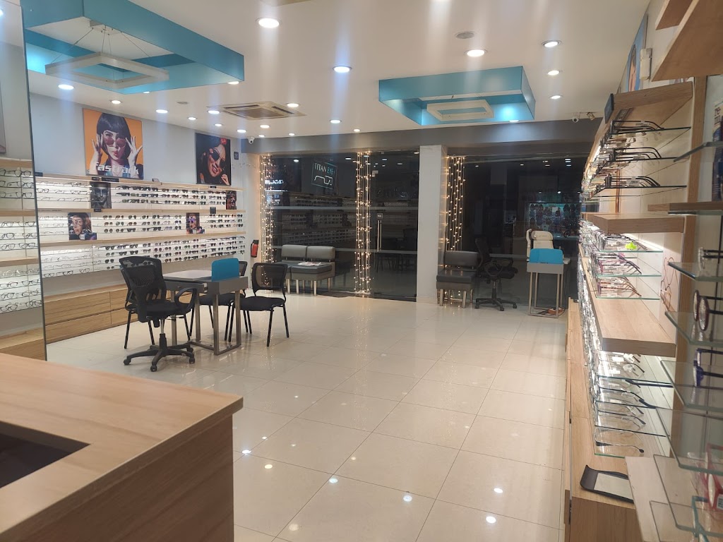 Titan Eye At Secunderabad