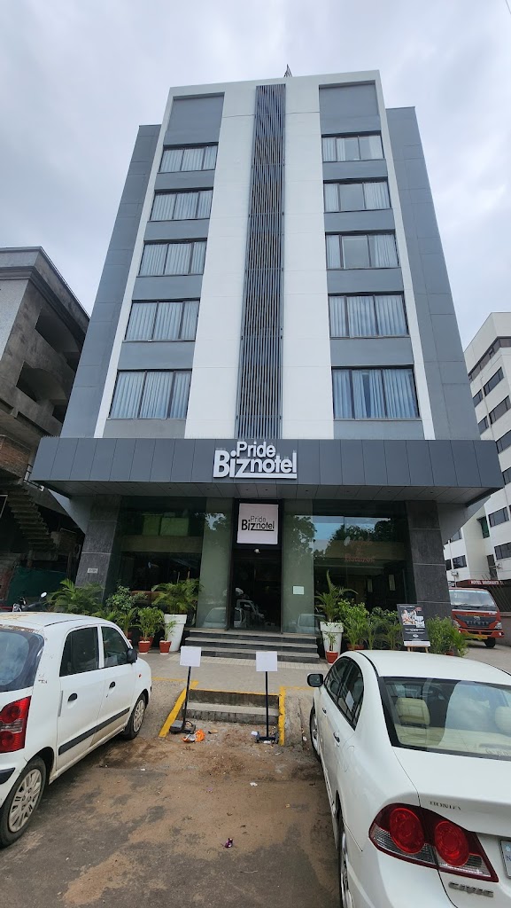 Pride Biznotel Alkapuri Vadodara