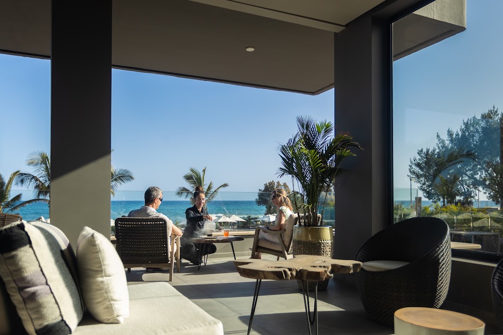 S U R U Cocktail Bar | Hotel Faro, A Lopesan Collection — Ambiente