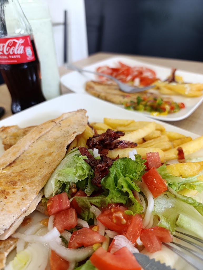 Herriko Etxea — Comida y bebida