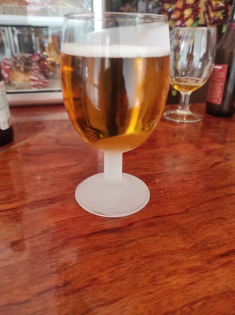 Bar Olimpic — Comida y bebida