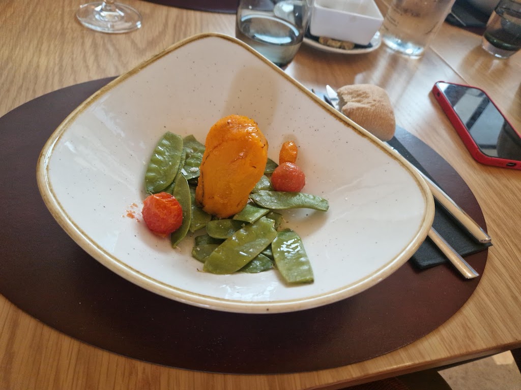 Bar Club Eurosport — Comida y bebida