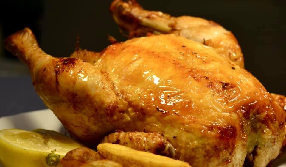 Pollo Juan — Comida y bebida