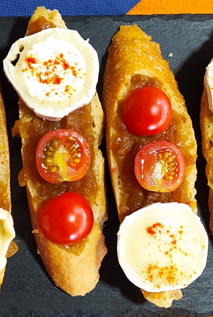Chiringuito El Galeon — Comida y bebida