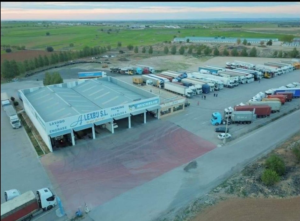 ALEXBU Neumaticos y Lavados, S.L — Del propietario