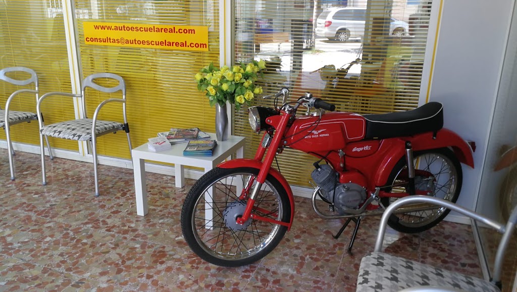 Autoescuela Real | Valdemoro Centro — Automovil