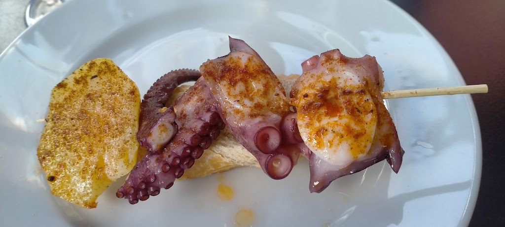 Bar Rioja — Comida y bebida