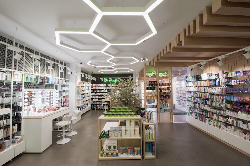 Farmacia Universal 24H — Del propietario