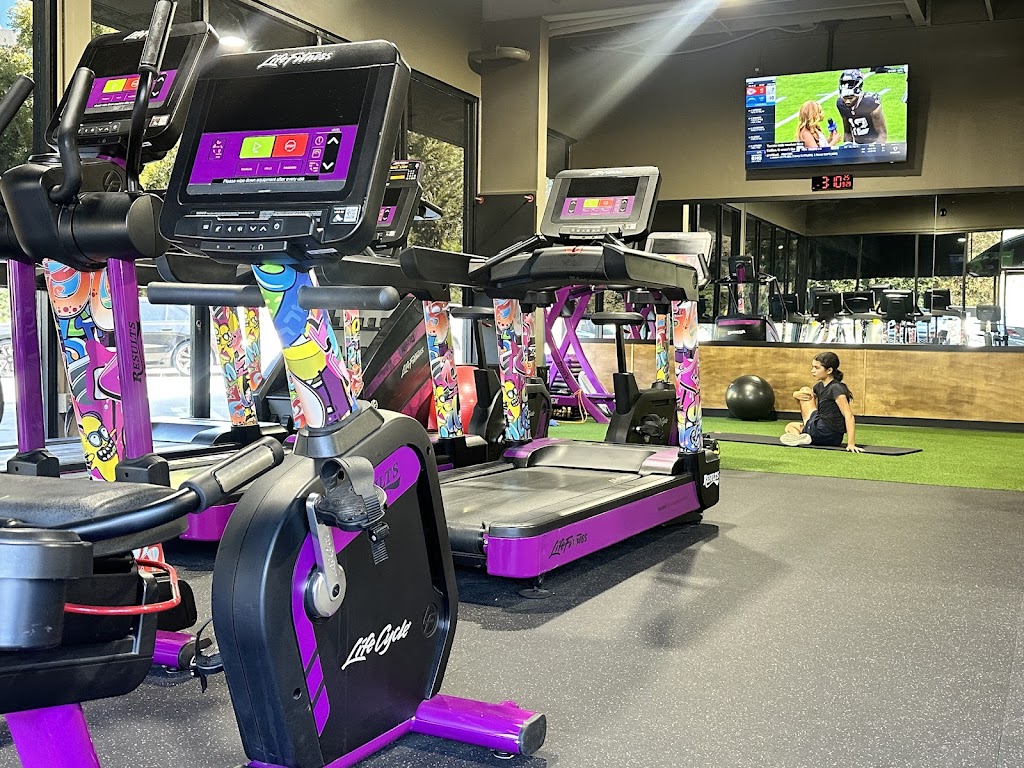  RESULTS Fitness Center