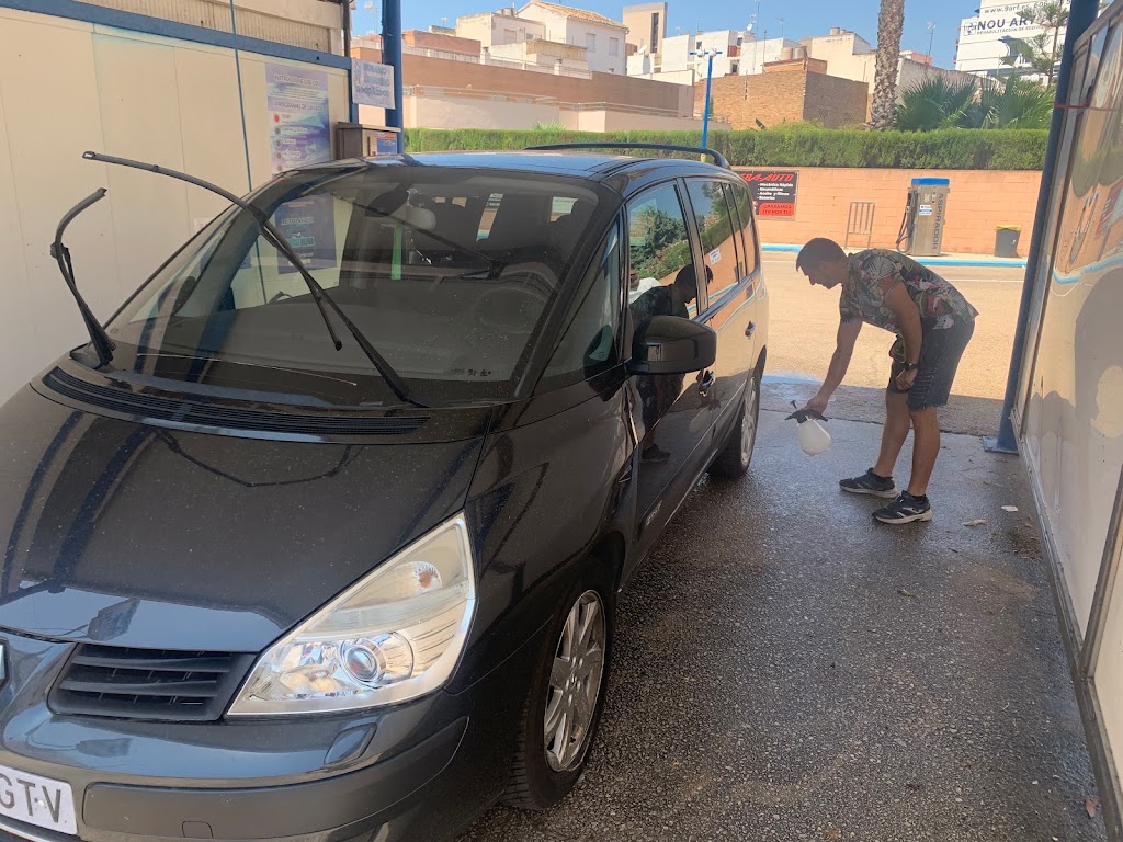 Autolavado Sant Francesc — Servicio de lavado de coches