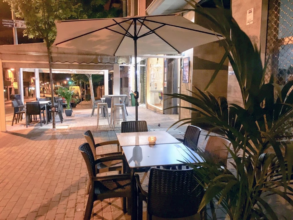 Bendita Cafe & Suenos — Ambiente