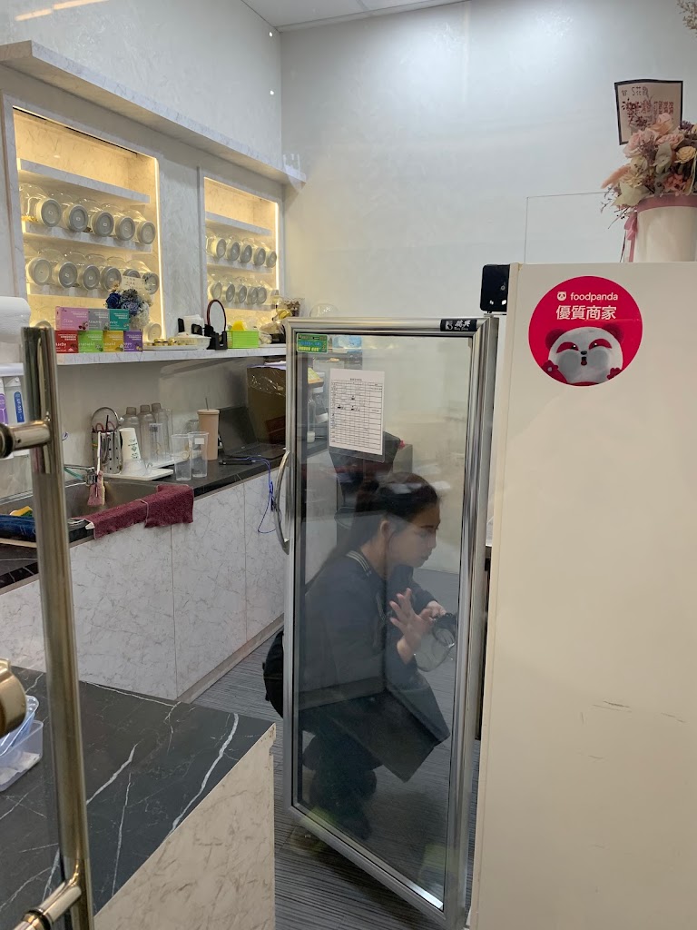 S花飲 天然無咖啡因 花茶 現打果汁 柳橙汁 西瓜汁 複方花茶 玫瑰 洋甘菊 薰衣草 蝶豆花 桃園 經國店 飲料店 的照片