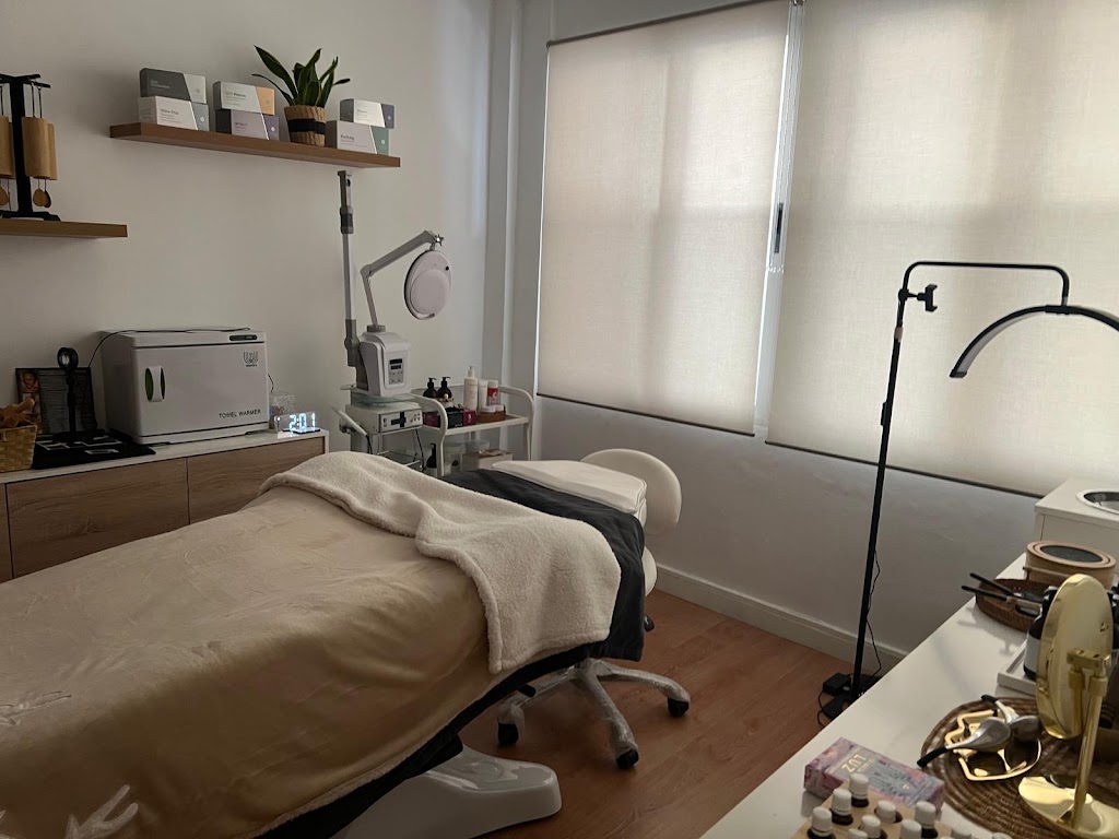 Centro de Estetica y terapias holisticas Amandote tu: Bienestar y Cuidado Personal — Del propietario