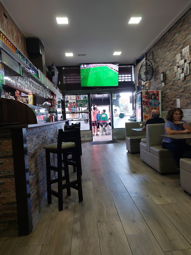 Cafeteria Aliron Taperia Porrino