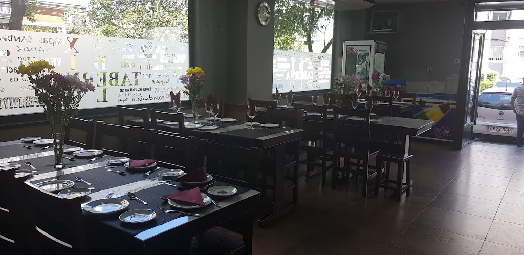 Taberna Del Xino — Ambiente