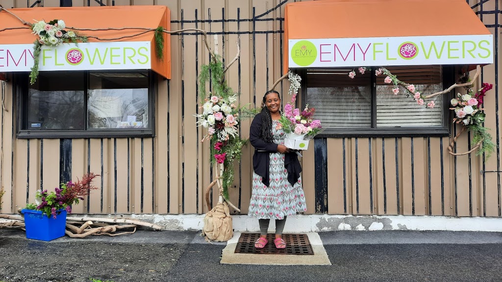 EMY Custom Flowers - Florist in Mahopac, NY