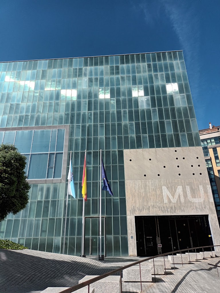 Museo Nacional de Ciencia y Tecnologia [MUNCYT]