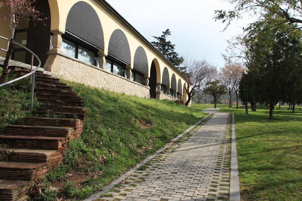CRAI Biblioteca de Farmacia i Ciencies de l'Alimentacio Campus Torribera UB — Del propietario