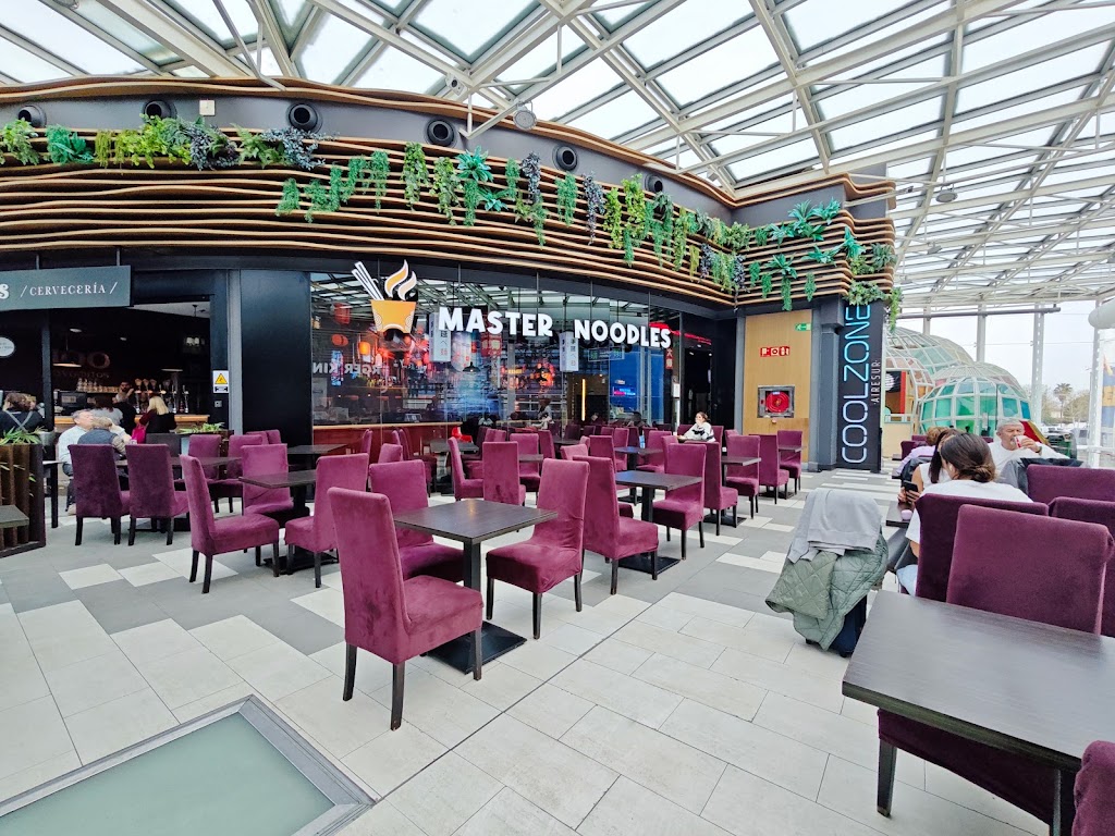 Master Noodles — Ambiente