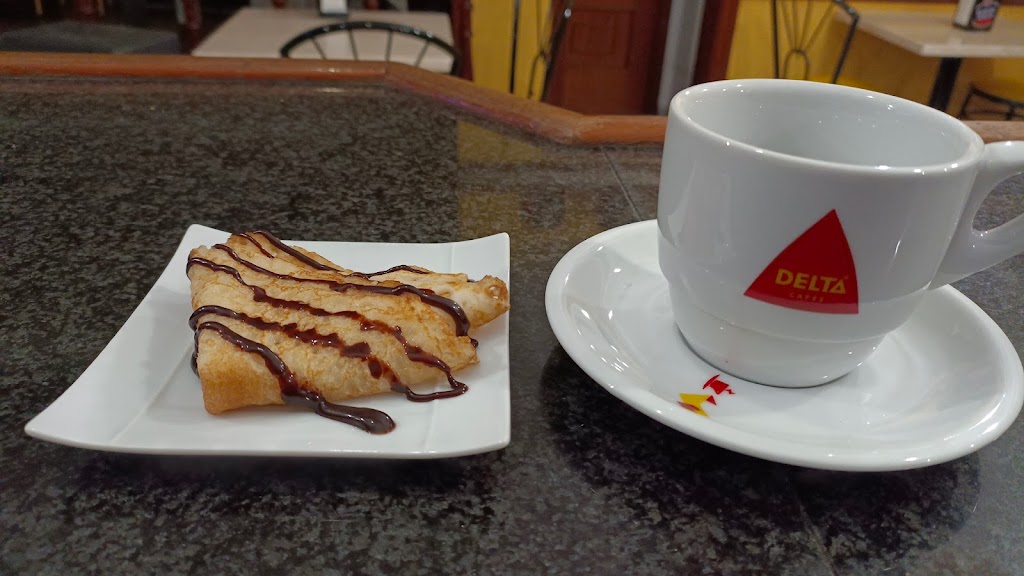 Cafe Bar Terra Nosa — Comida y bebida