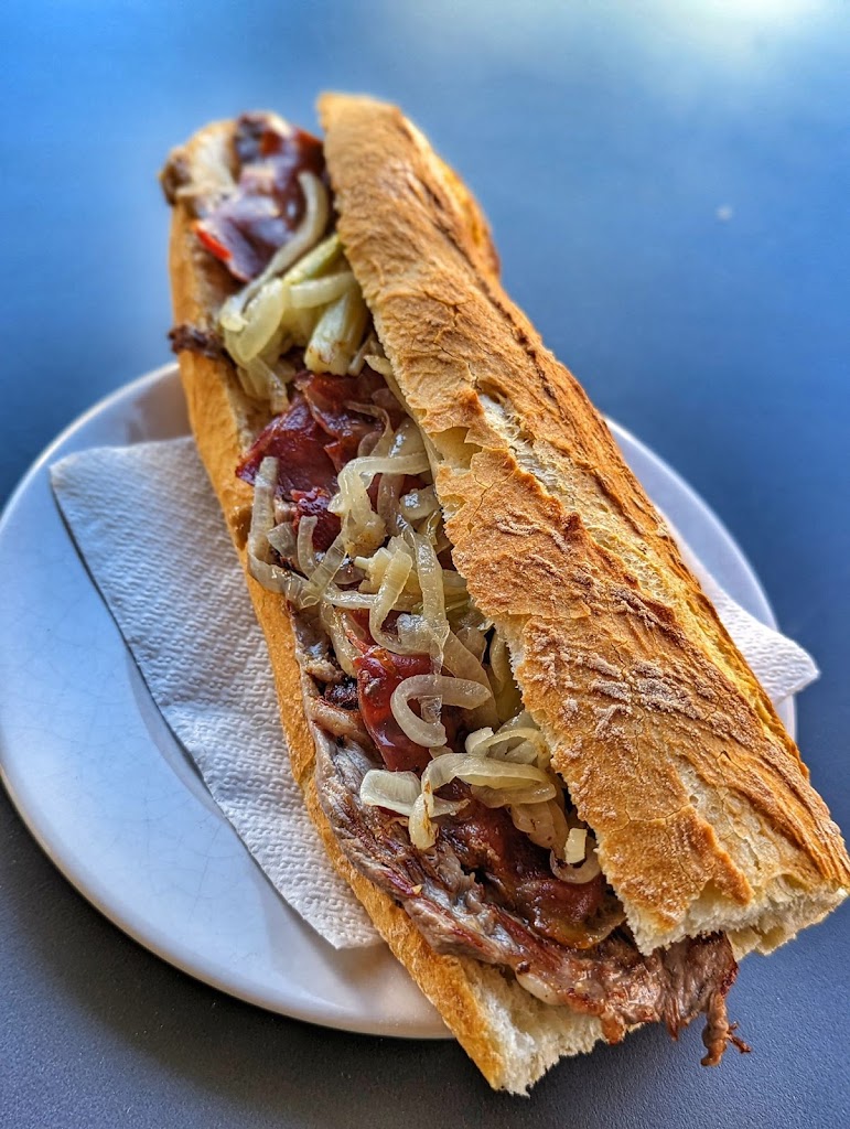 Bar cafeteria Casanova's — Comida y bebida
