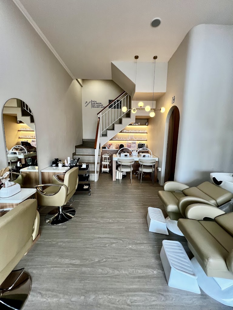 Spoil T Beauty Salon