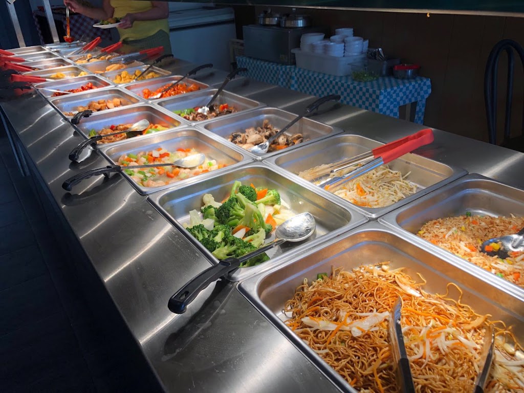 Lucky-Kitchen-buffet in St-Thomas