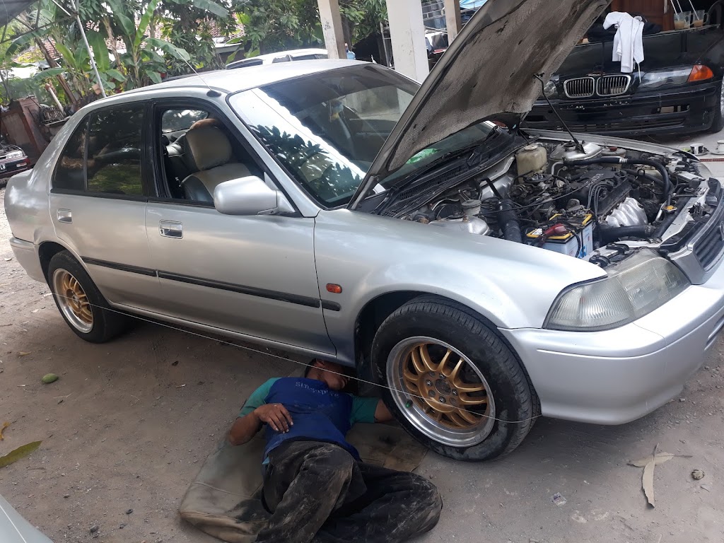 bengkel mobil MANDIRI JAYA