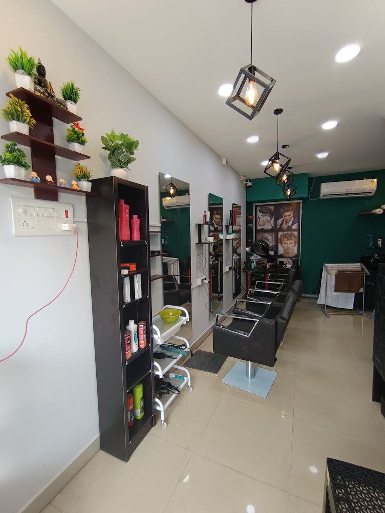 V2 Family Studio Saloon Spa