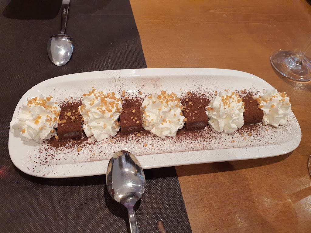 Restaurant Cal Lara — Comida y bebida