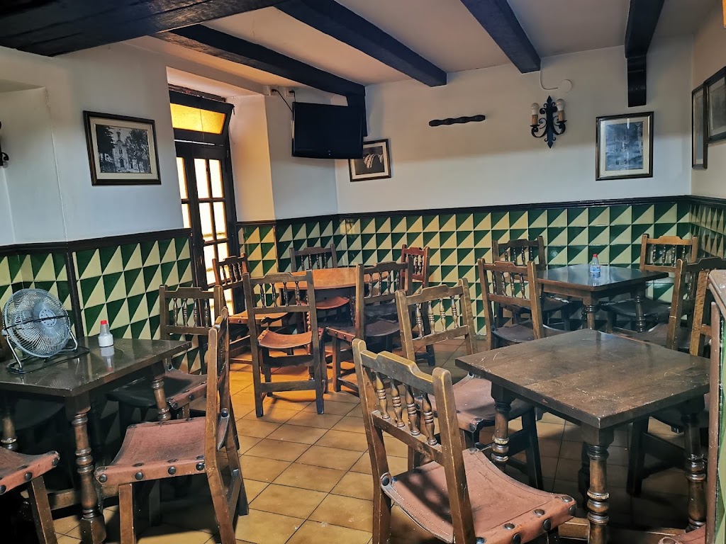Restaurante Bar Casa Miguel — Ambiente