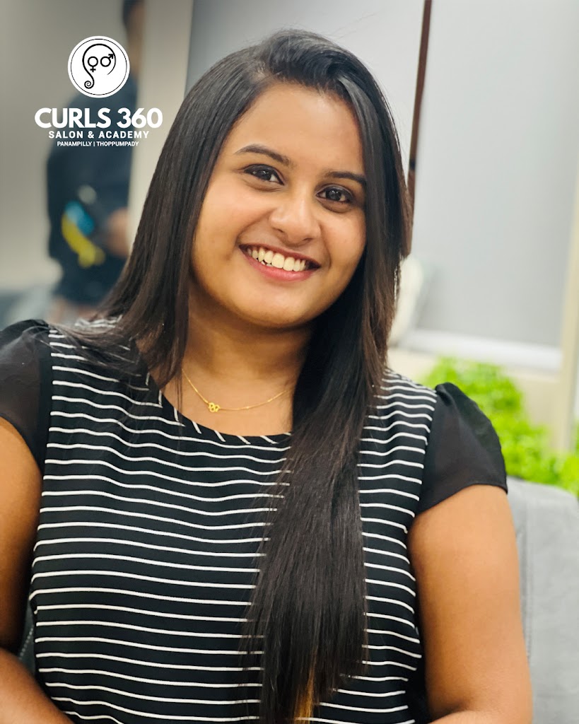 Curls 360 Family Salon Kochi Unisex Premium Beauty Salon Panampilly Nagar Haircolour Keratin Beauty Parlour In Kochi