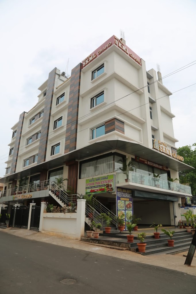 Hotel Skml Grand