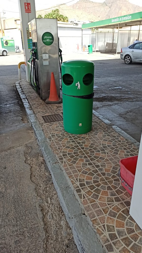 bp El Limonar: Estacion de servicio — Estacion de servicio