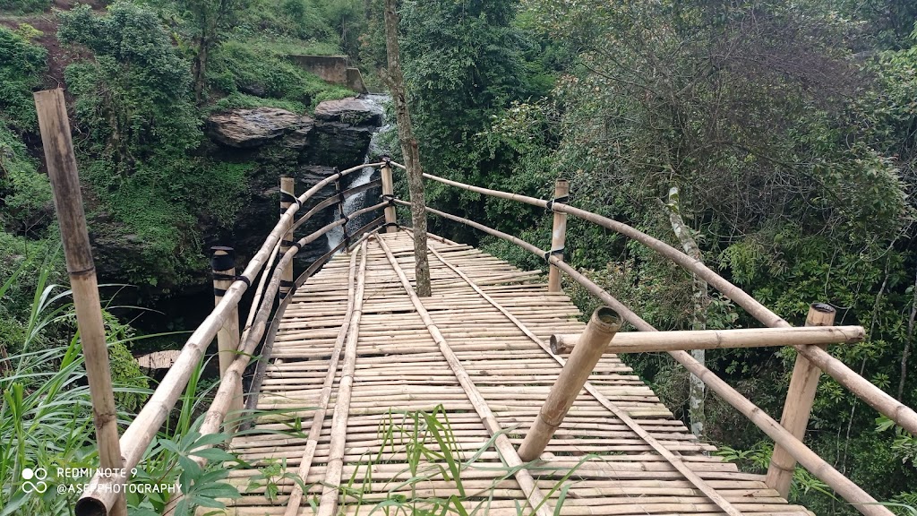 AIR TERJUN CURUG PARTA