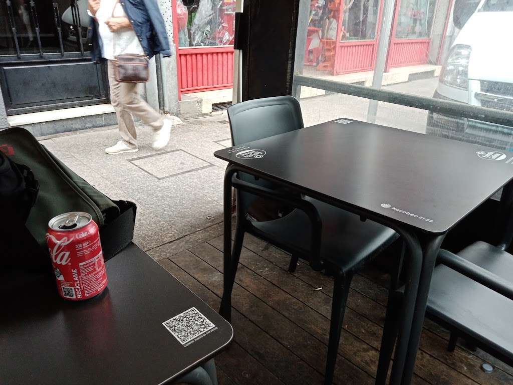 CAFE BAR Galicia. — Ambiente