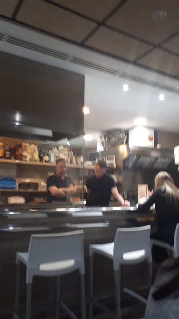 Frankfurt Nara — Ambiente