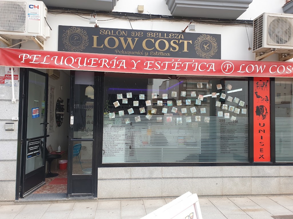 PELUQUERIA Y ESTETICA LOW COST PAQUI — Exterior