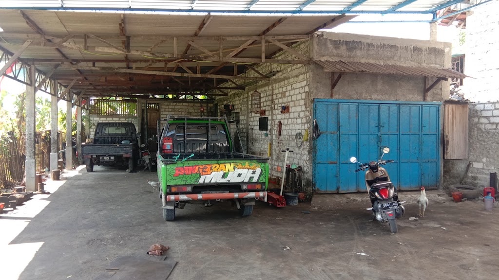BENGKEL MOBIL : KELUARGA MOTOR